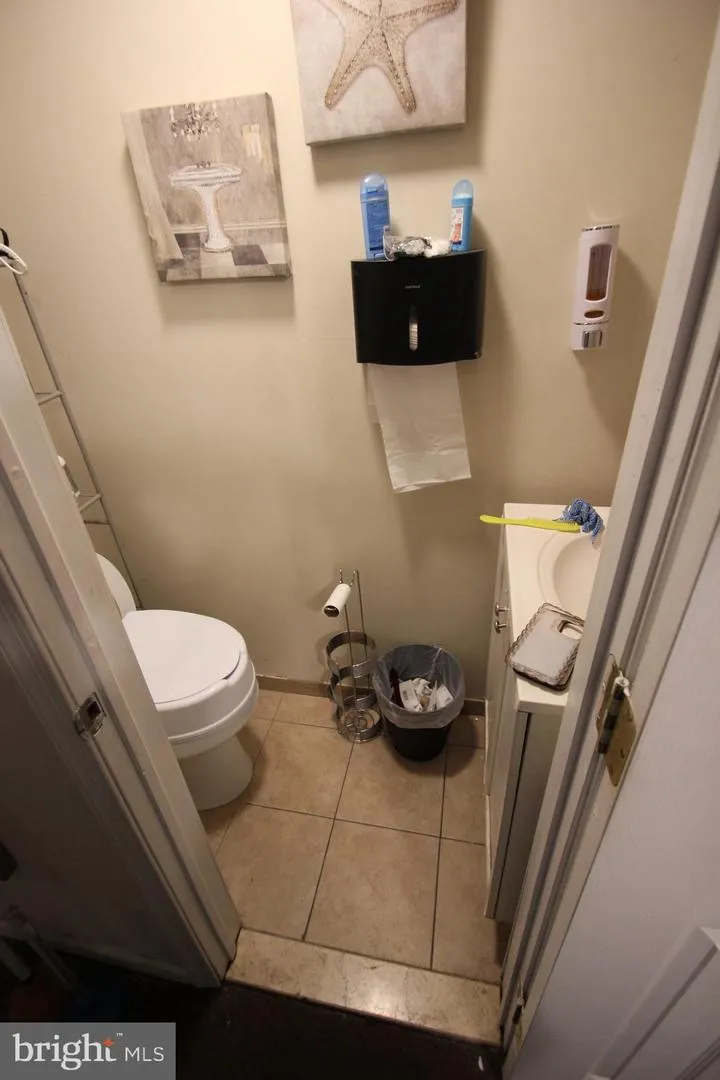6008 OGONTZ AVENUE Philadelphia, PA 19141