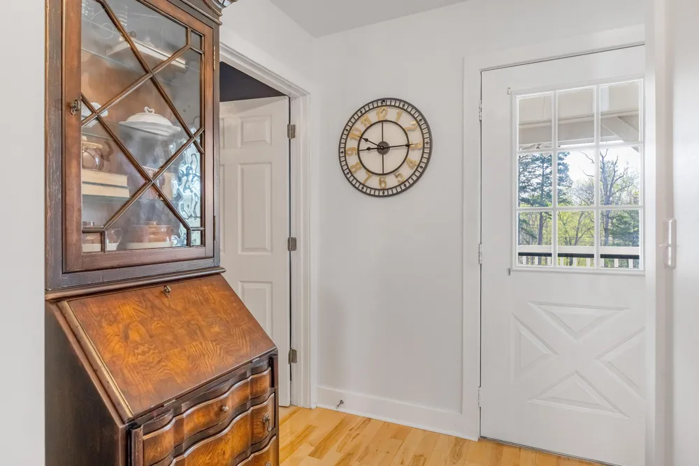 325 Russell Lane Decatur, TN 37322