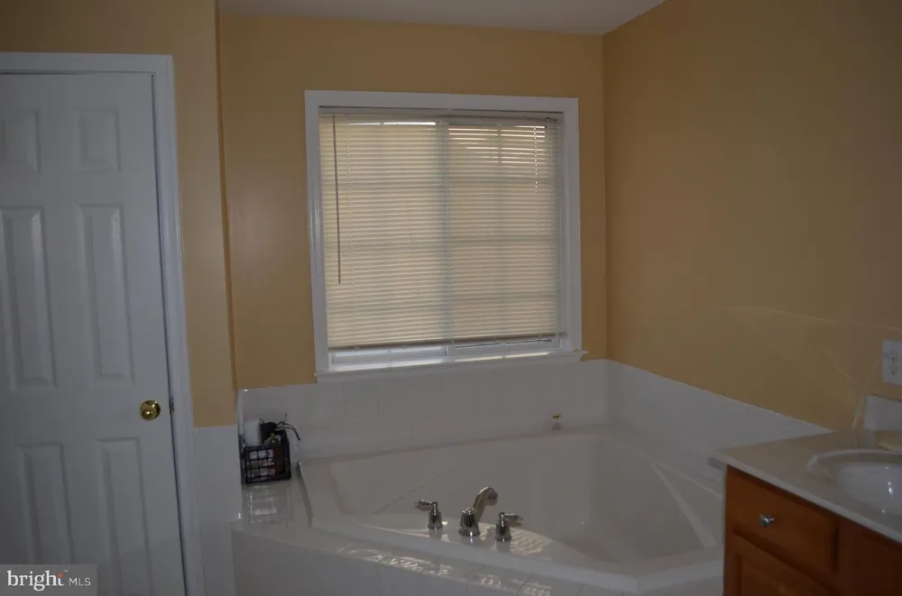 9631 WASHINGTON AVENUE Laurel, MD 20723