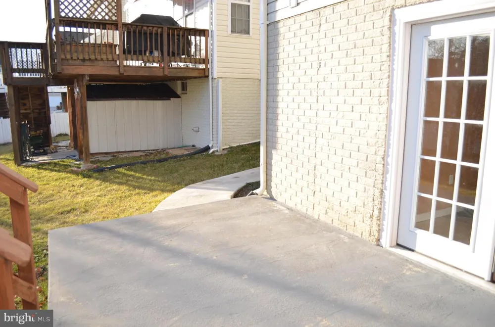 9631 WASHINGTON AVENUE Laurel, MD 20723