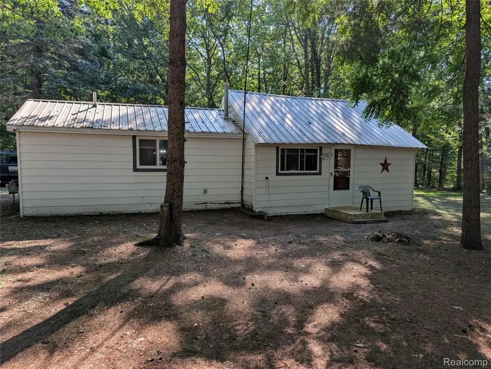 3821 S Townline Road Denton Township, MI 48651