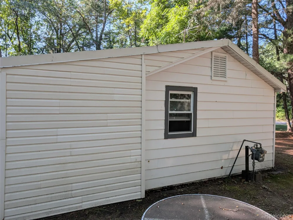 3821 S Townline Road Denton Township, MI 48651
