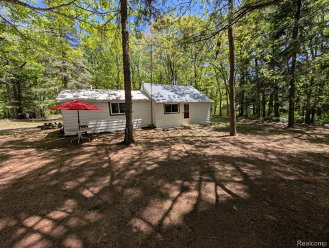 3821 S Townline Road