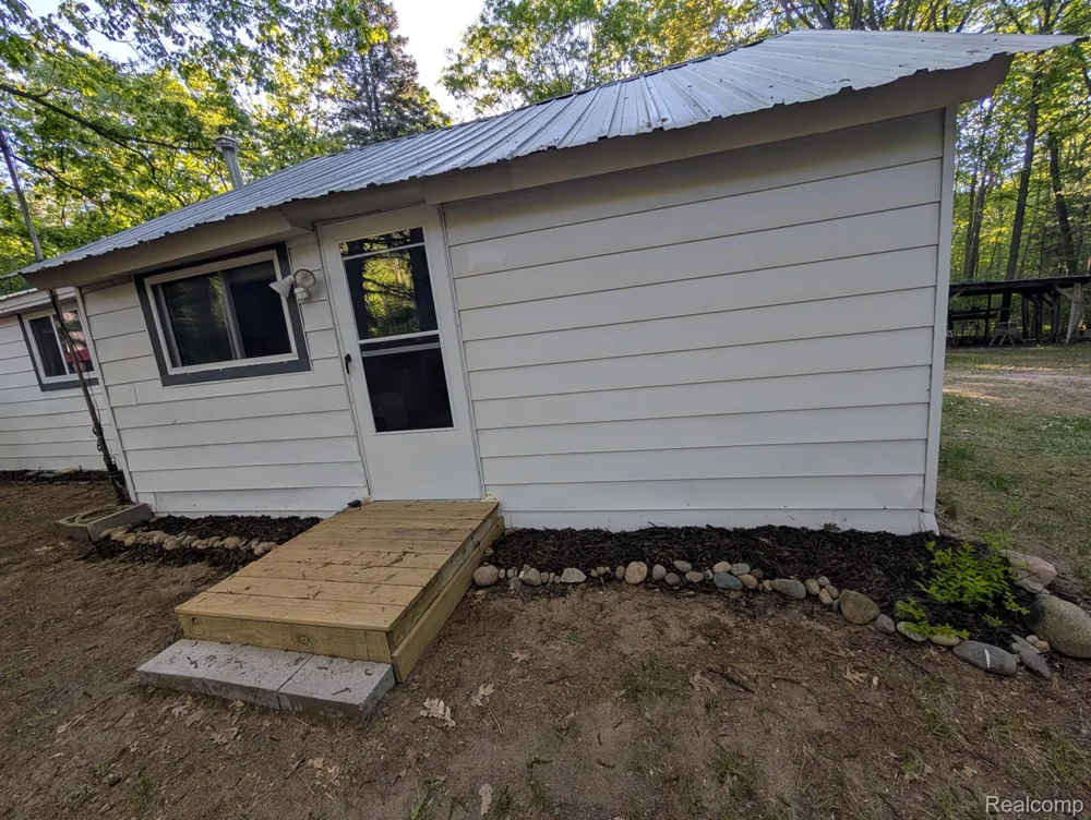 3821 S Townline Road Denton Township, MI 48651