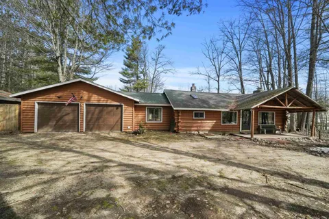 156 Elm Boulevard