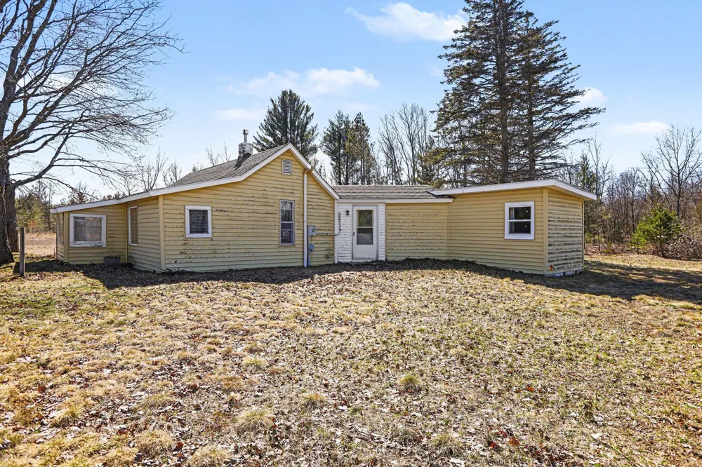 10553 US-31 Grant Township, MI 49411