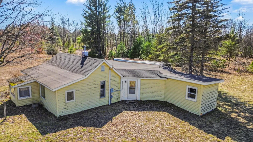 10553 US-31 Grant Township, MI 49411
