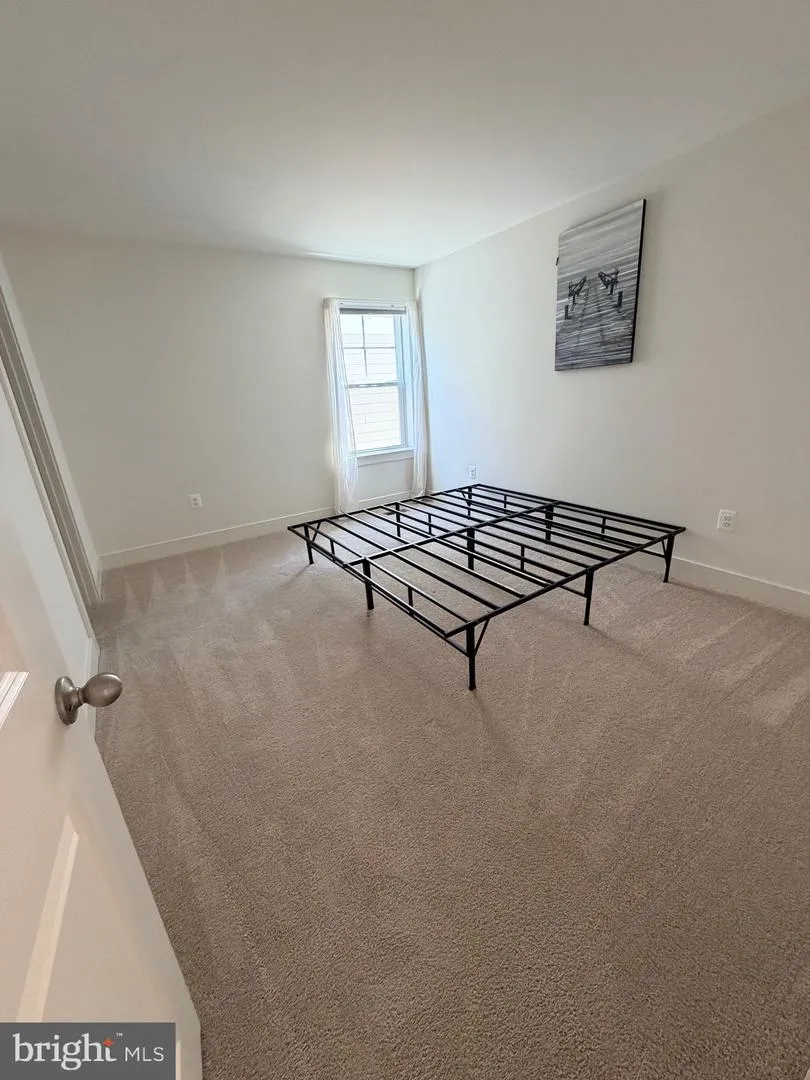 1530 SANDPIPER BAY LOOP Dumfries, VA 22026