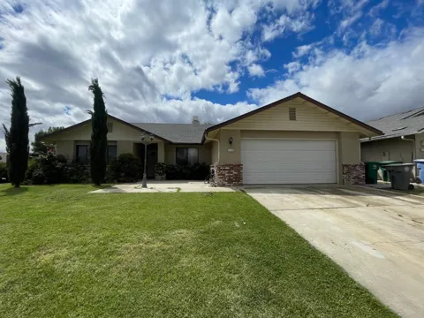 1728 Saltbrush Avenue