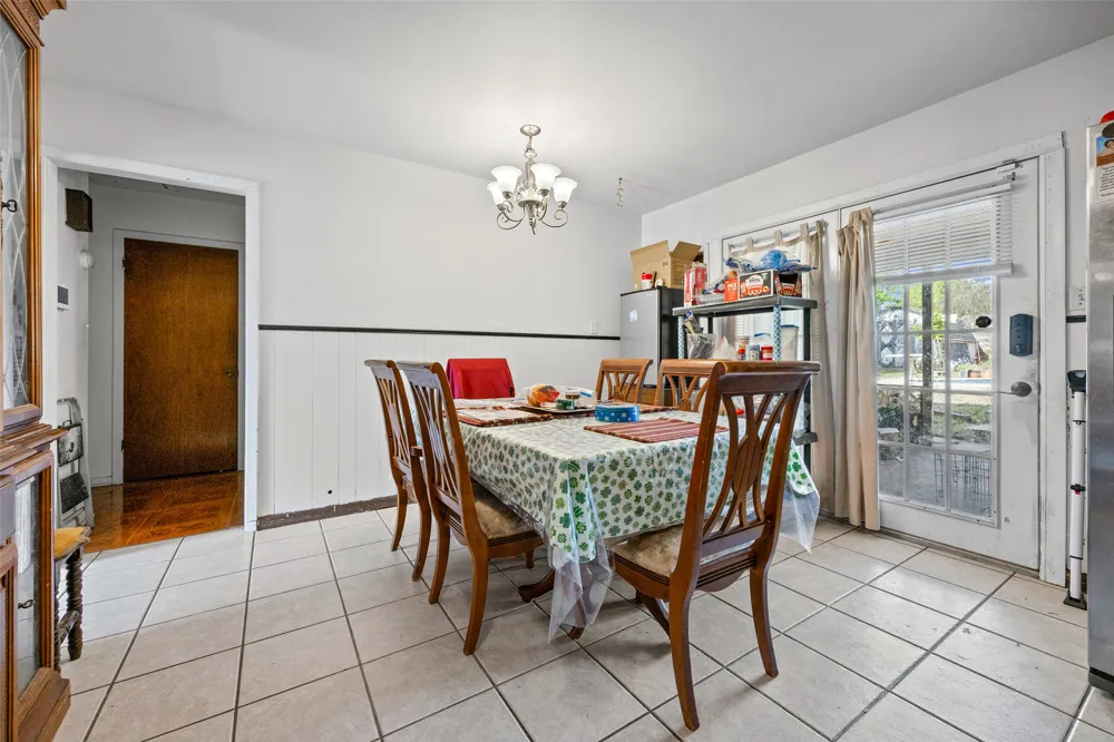 2510 Little John Lane Austin, TX 78704