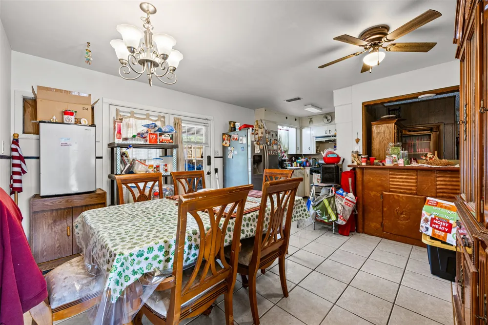 2510 Little John Lane Austin, TX 78704