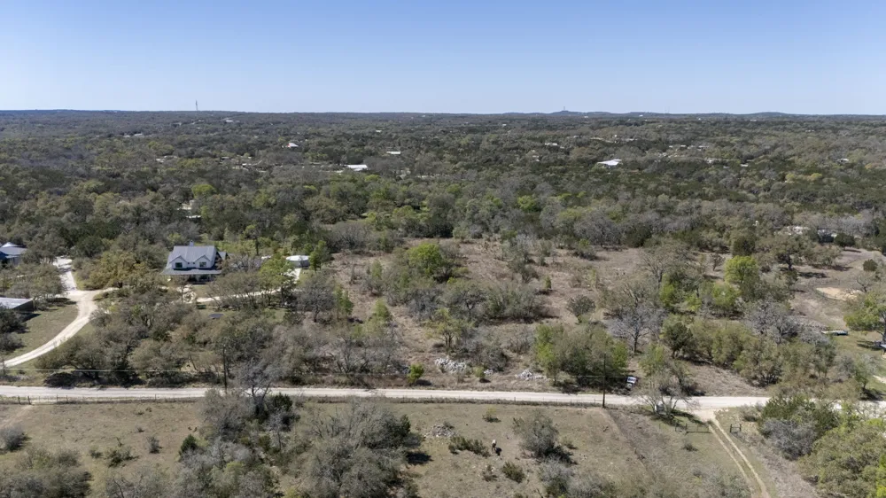 453 Nameless Road Driftwood, TX 78619