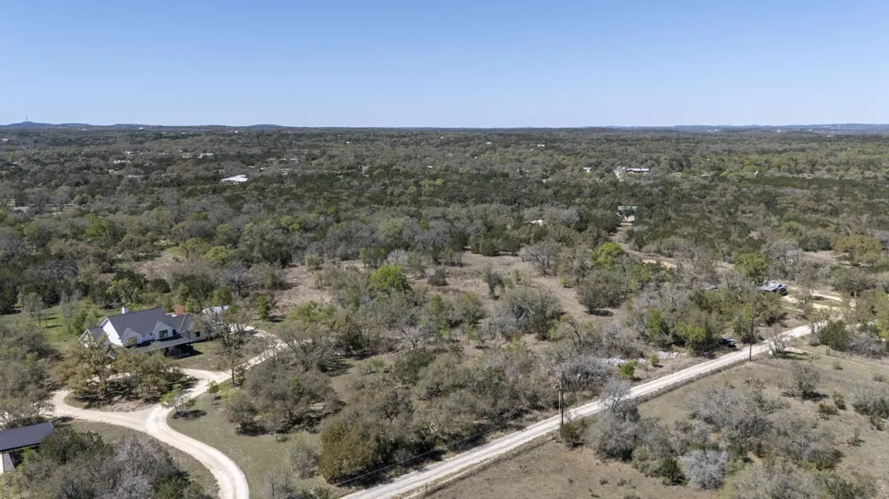 453 Nameless Road Driftwood, TX 78619