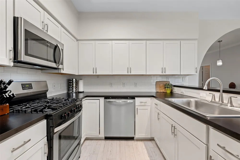 12213 Abbey Glen Lane Austin, TX 78753
