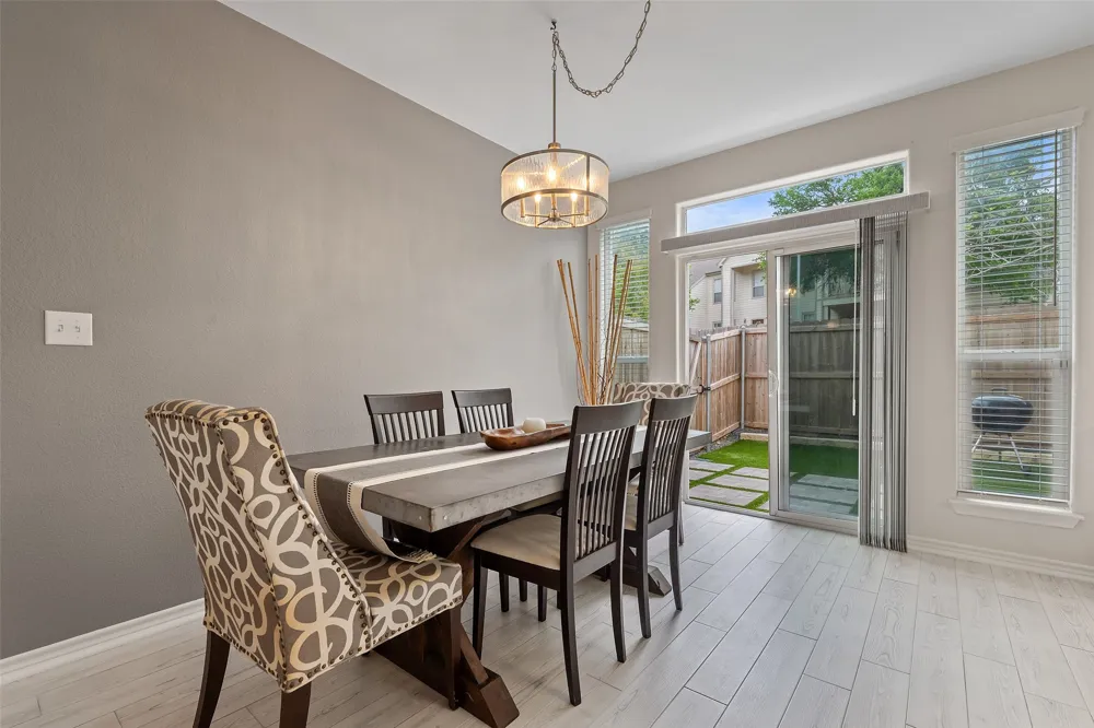 12213 Abbey Glen Lane Austin, TX 78753