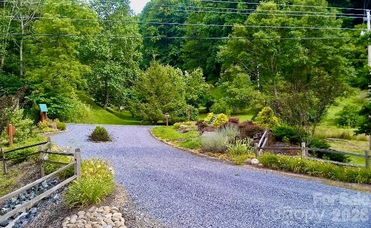 271 Amanda Drive #6A Mars Hill, NC 28754