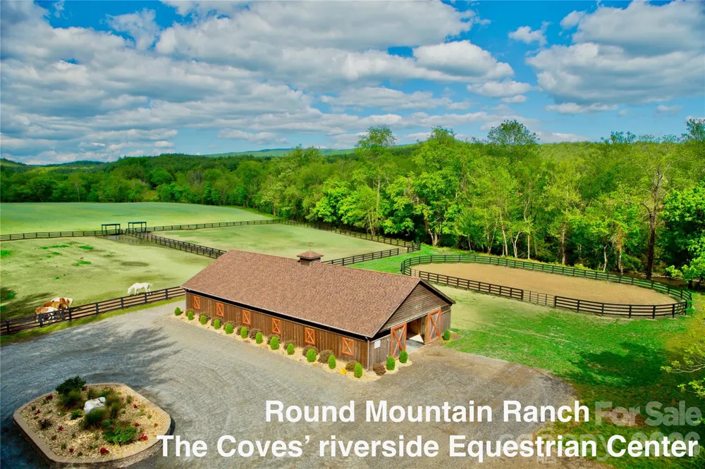 913 High Valley Way #913 Lenoir, NC 28645