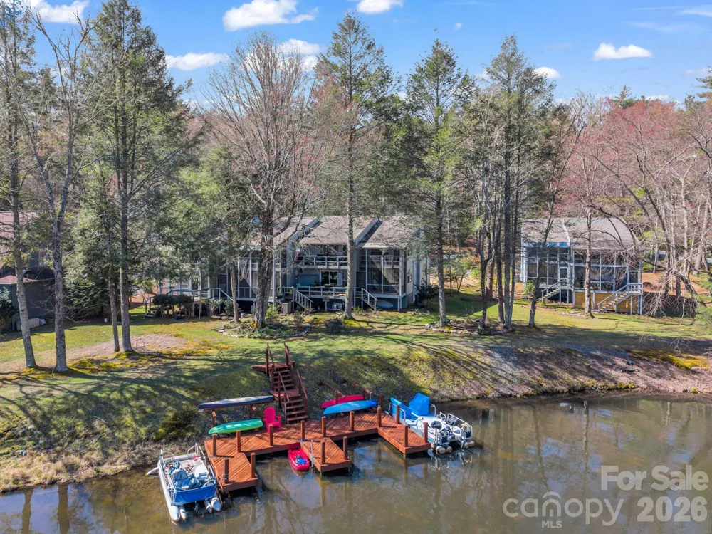 45 Lakeside Villas Drive Brevard, NC 28712
