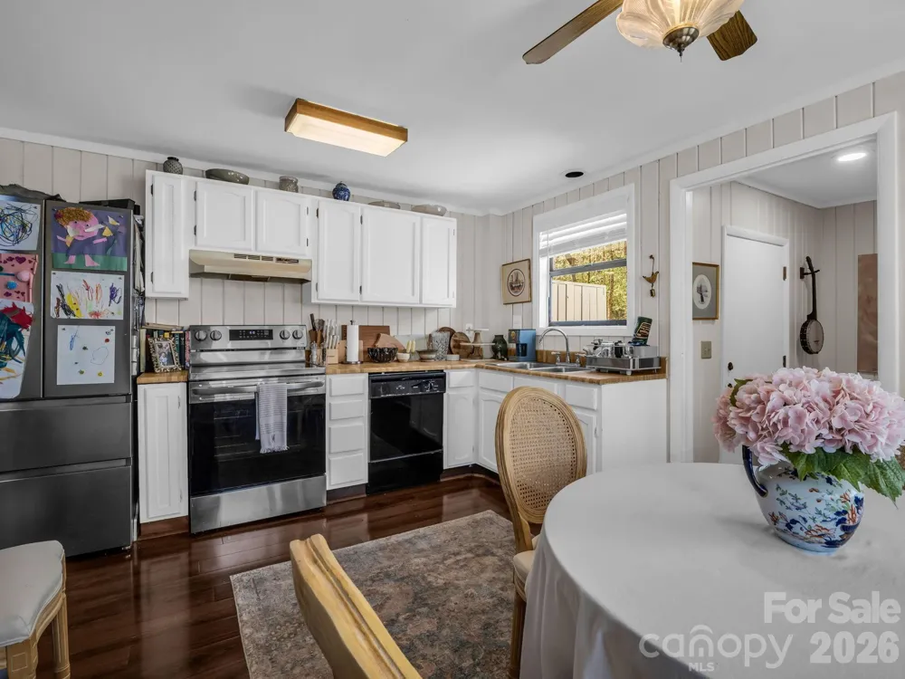 45 Lakeside Villas Drive Brevard, NC 28712
