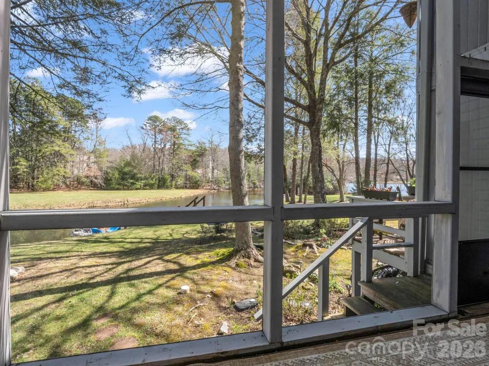 45 Lakeside Villas Drive Brevard, NC 28712