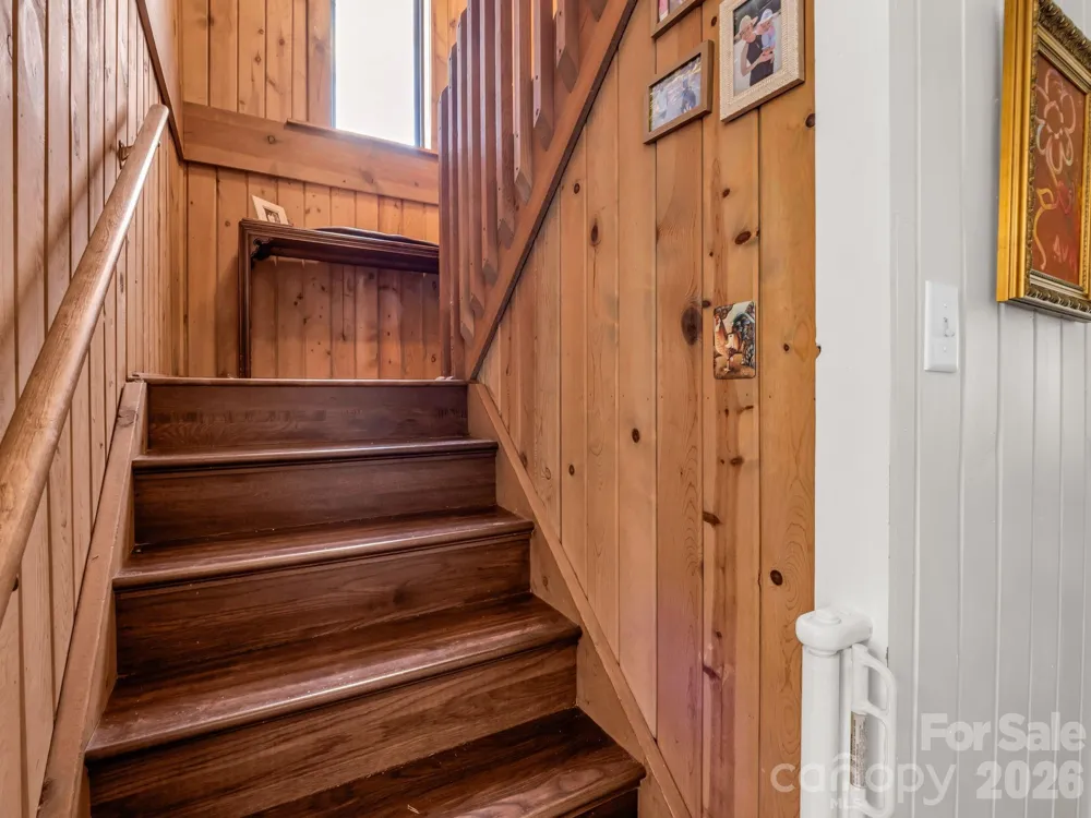 45 Lakeside Villas Drive Brevard, NC 28712