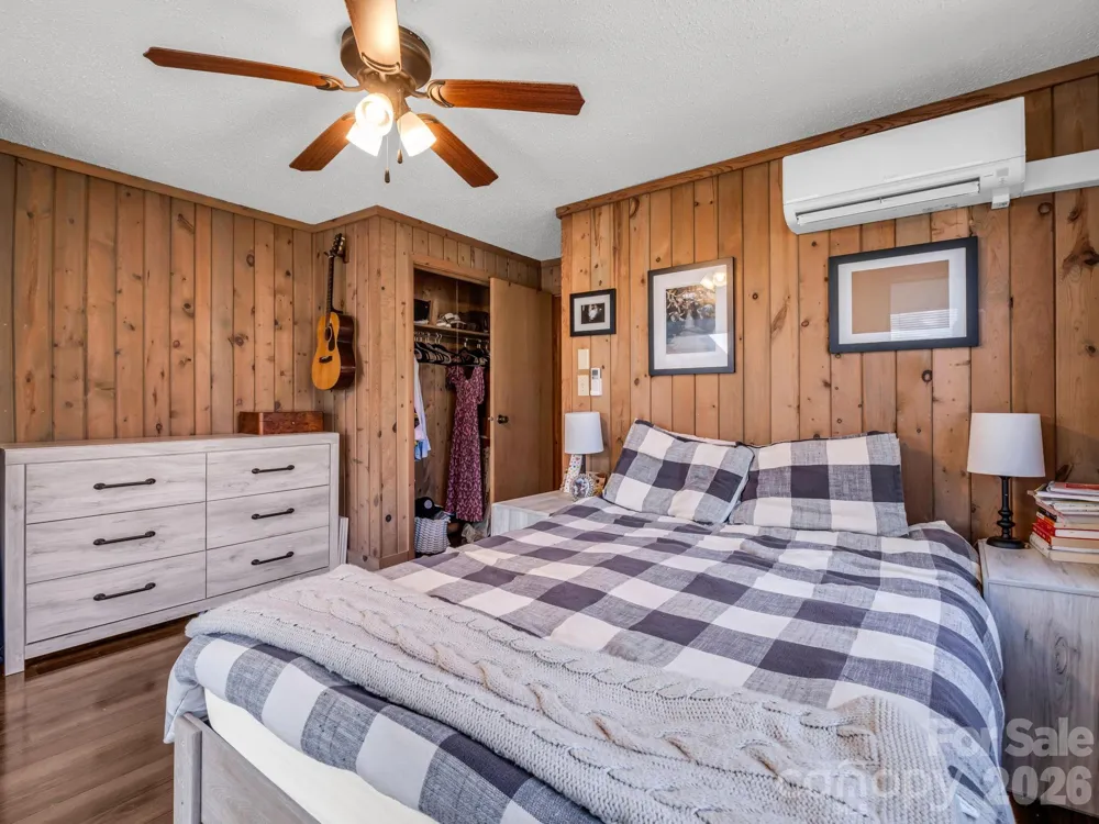45 Lakeside Villas Drive Brevard, NC 28712