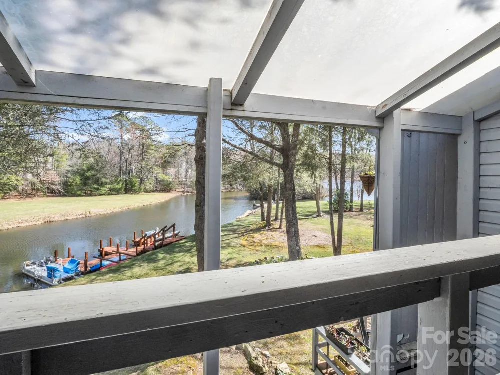 45 Lakeside Villas Drive Brevard, NC 28712