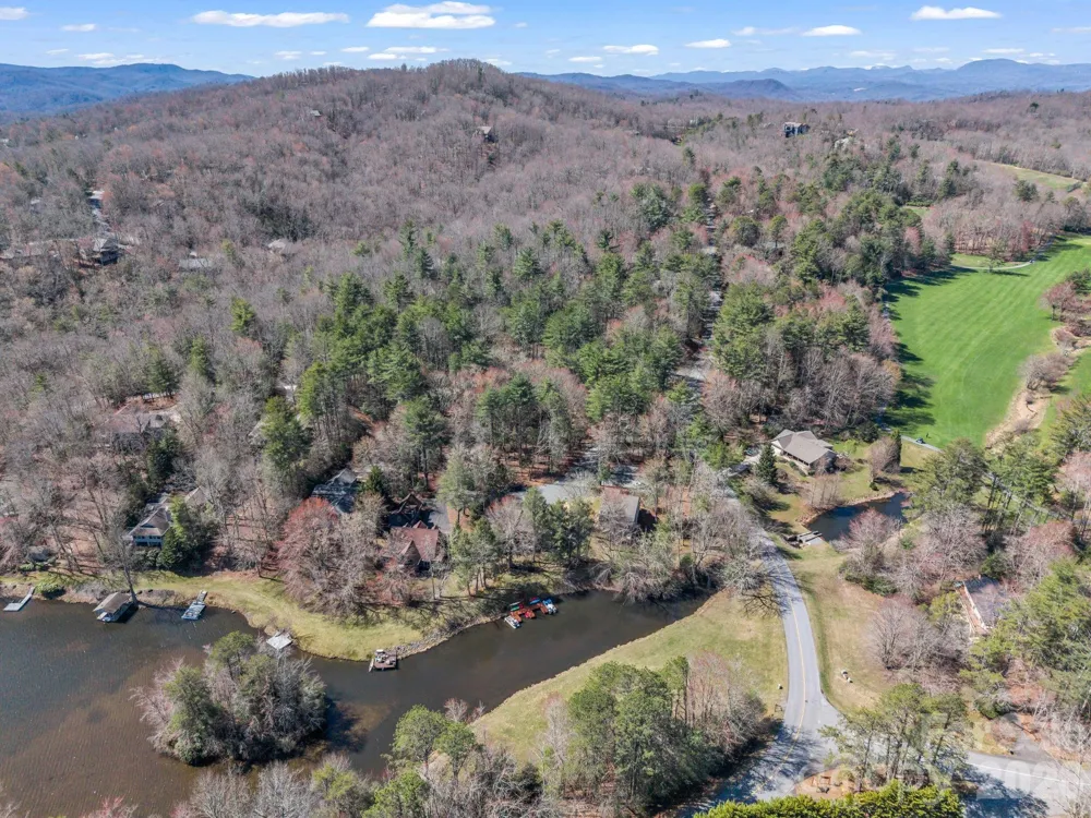 45 Lakeside Villas Drive Brevard, NC 28712