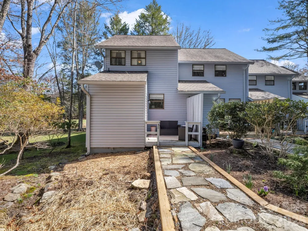 45 Lakeside Villas Drive Brevard, NC 28712