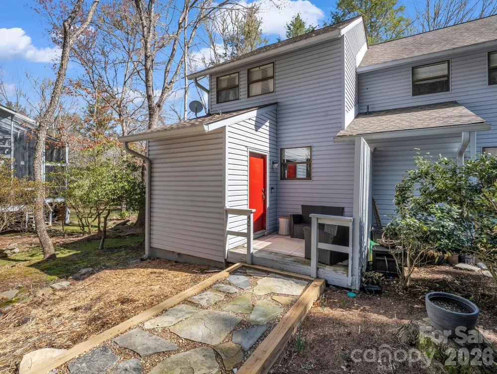 45 Lakeside Villas Drive Brevard, NC 28712