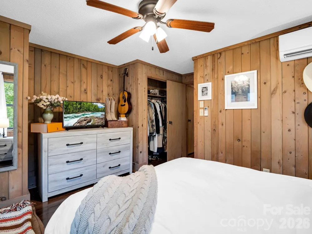 45 Lakeside Villas Drive Brevard, NC 28712