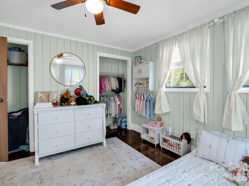 45 Lakeside Villas Drive Brevard, NC 28712