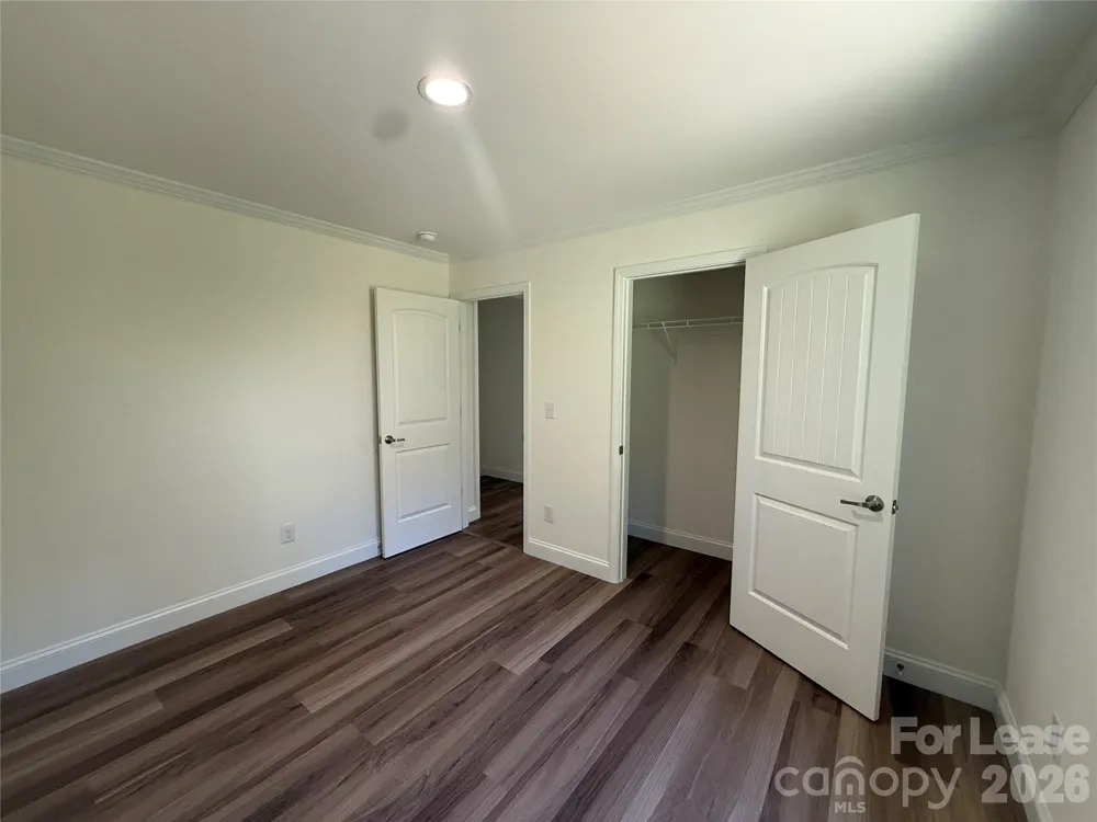 204 Oscelake Way Hendersonville, NC 28739