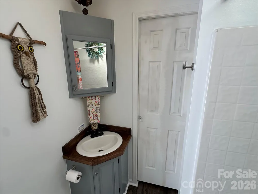 166 Eagle Drive New London, NC 28127