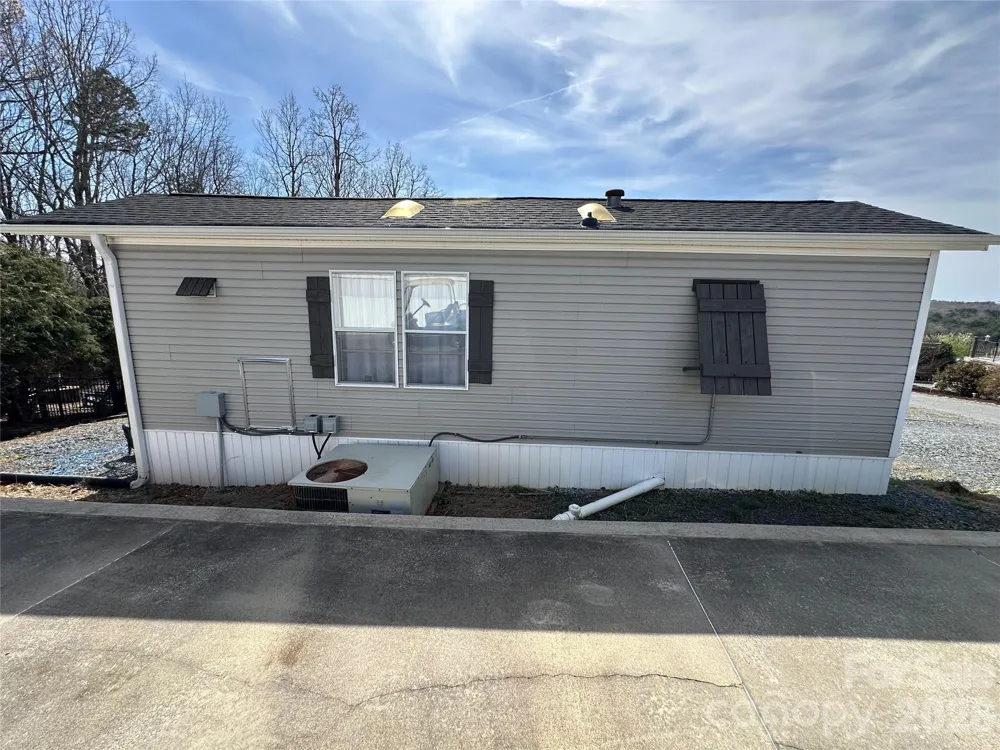 166 Eagle Drive New London, NC 28127