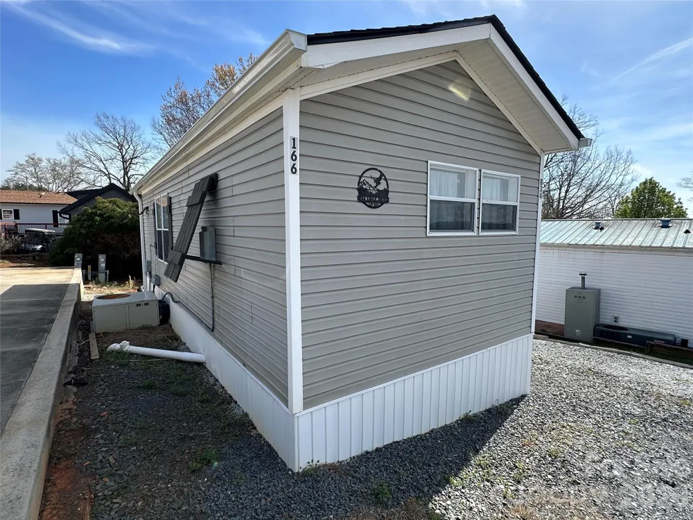 166 Eagle Drive New London, NC 28127