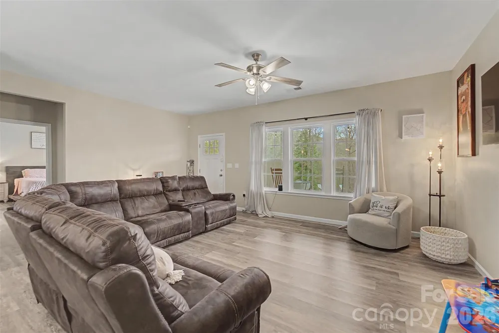 201 Woodhaven Estates Sylva, NC 28779