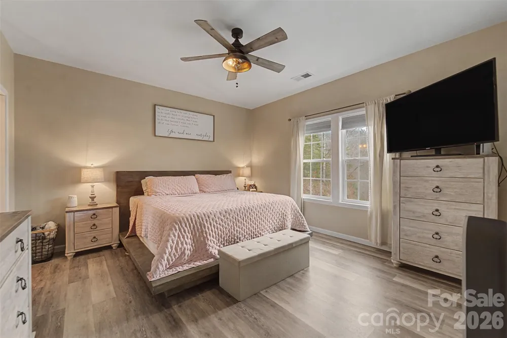 201 Woodhaven Estates Sylva, NC 28779