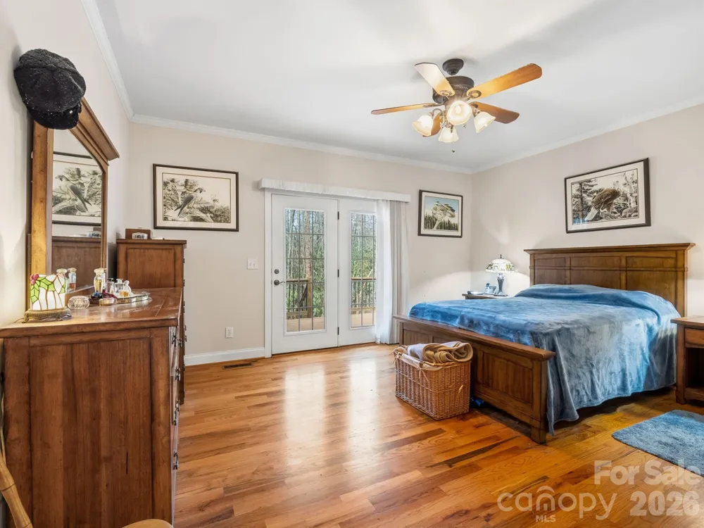 220 Jonathan Creek Drive Etowah, NC 28729