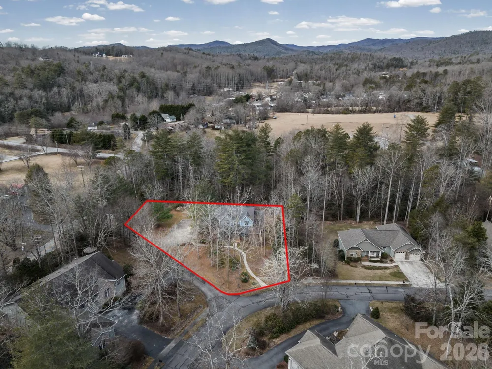 220 Jonathan Creek Drive Etowah, NC 28729