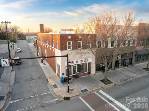 121 Main Street