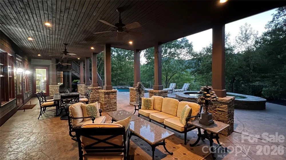 538 Chestertown Drive Mill Spring, NC 28756