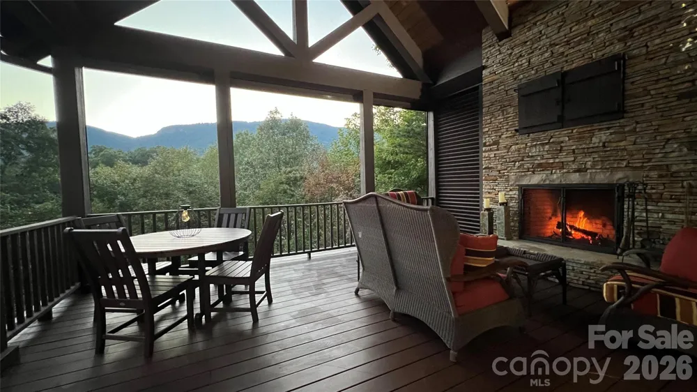 538 Chestertown Drive Mill Spring, NC 28756