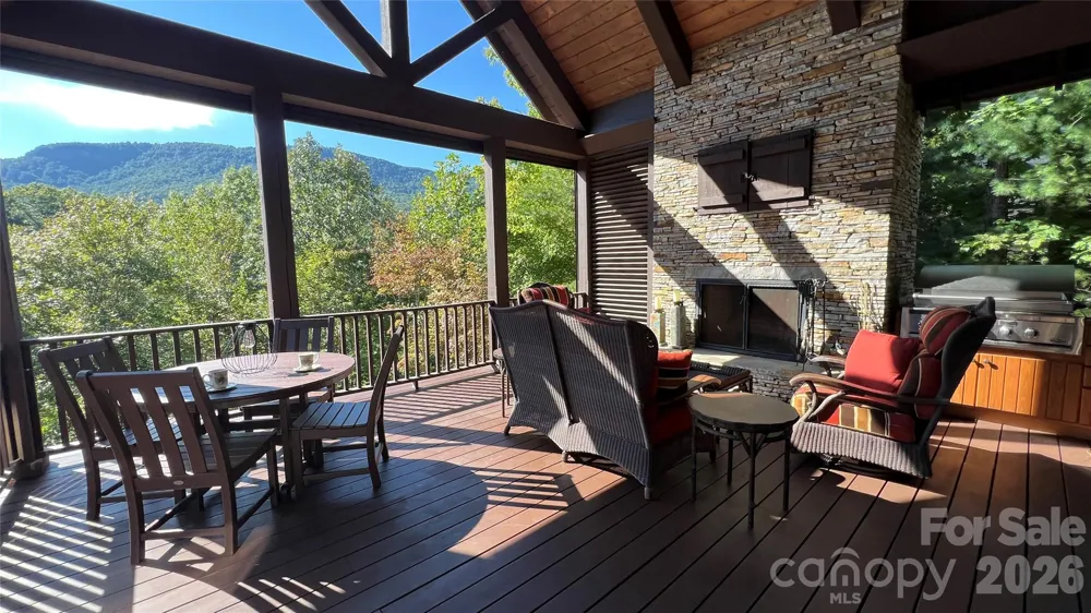 538 Chestertown Drive Mill Spring, NC 28756