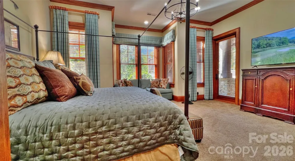 538 Chestertown Drive Mill Spring, NC 28756