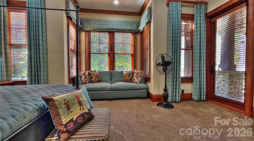 538 Chestertown Drive Mill Spring, NC 28756