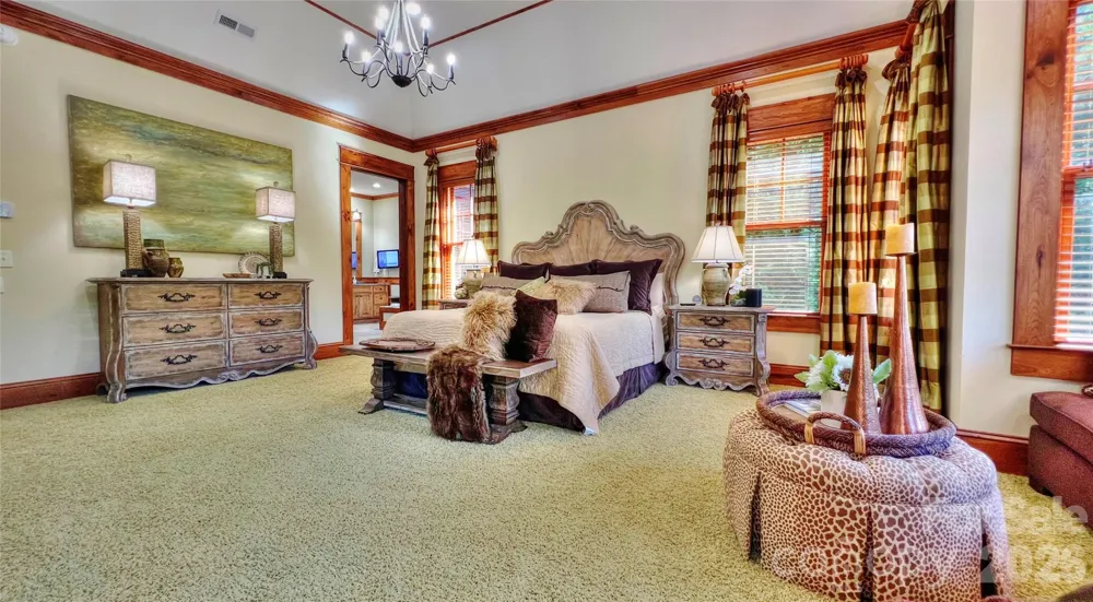 538 Chestertown Drive Mill Spring, NC 28756