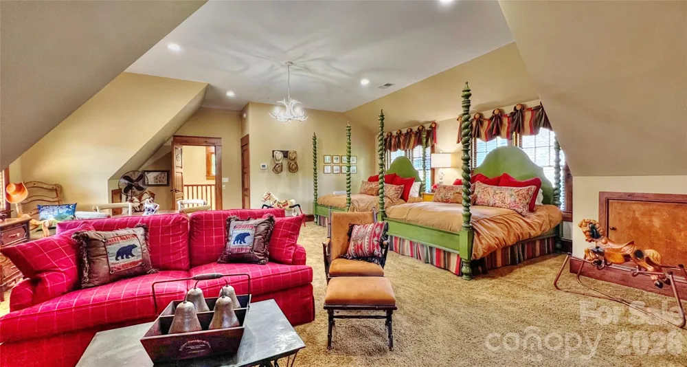538 Chestertown Drive Mill Spring, NC 28756