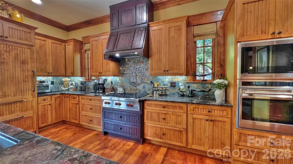 538 Chestertown Drive Mill Spring, NC 28756
