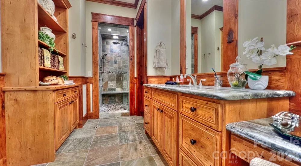 538 Chestertown Drive Mill Spring, NC 28756